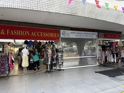 Peninsula Plaza (D6), Retail #594505611